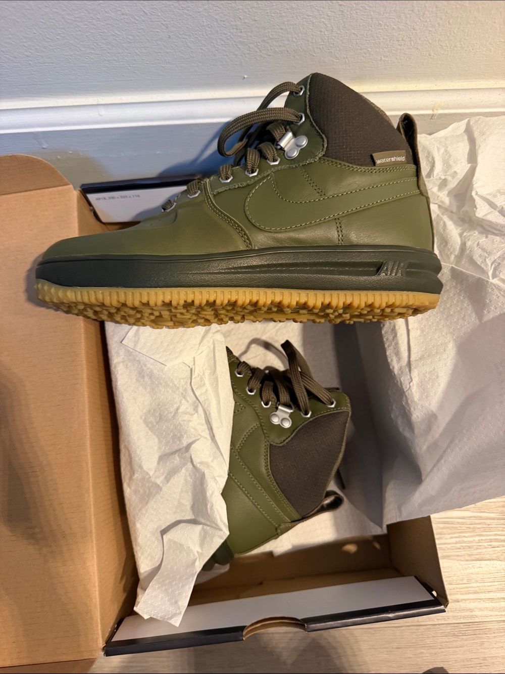 Nike Men’s Olive Green High-Top Boots with Gum Outsole
